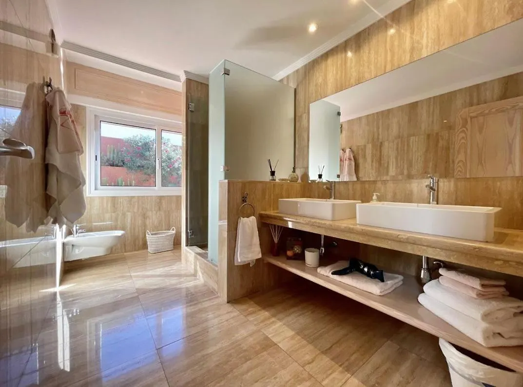 Villa Amorio A Spacious Modern Getaway With A Private Heated Pool & Sea Views Costa Adeje  0*, Costa Adeje (Tenerife) Spain
