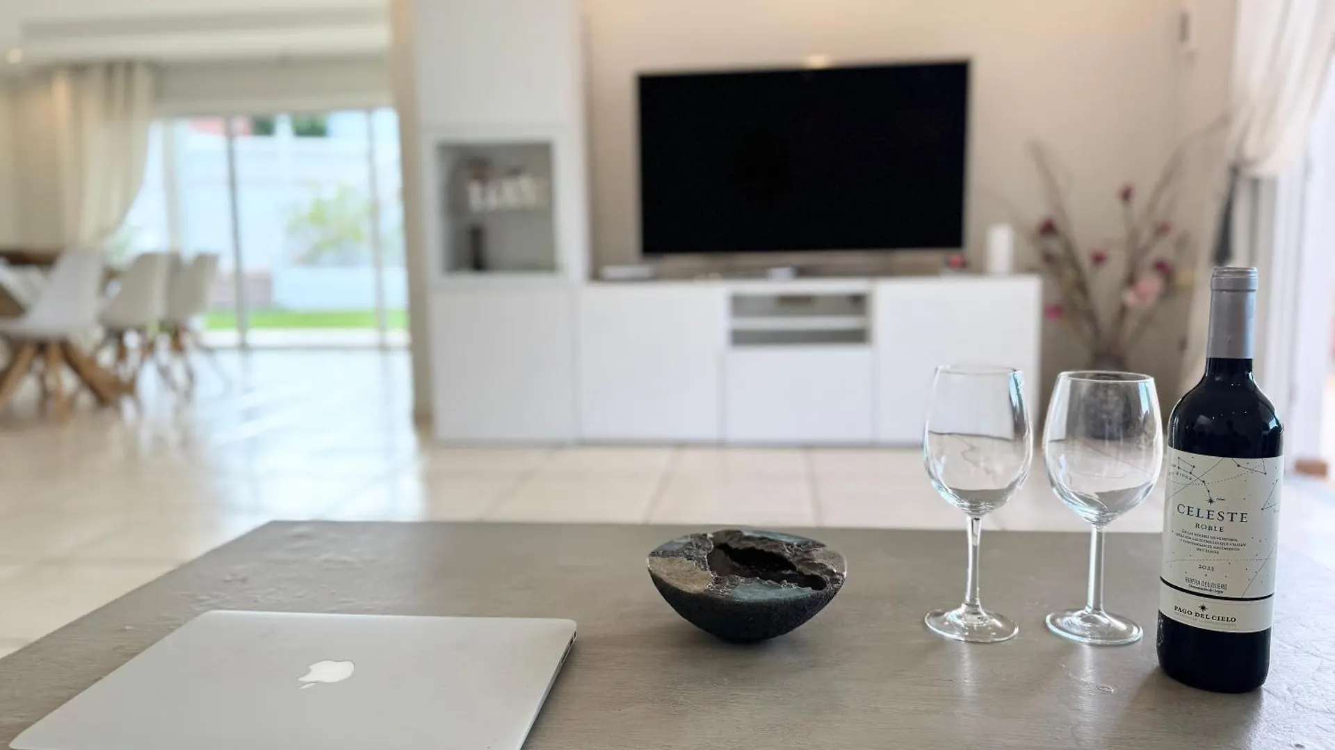 Villa Amorio A Spacious Modern Getaway With A Private Heated Pool & Sea Views Costa Adeje   Costa Adeje (Tenerife)